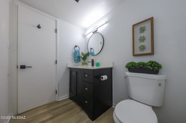 1600 N Wilmot Rd Unit 322, Tucson, AZ 85712