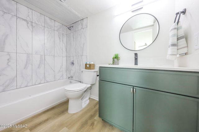 1600 N Wilmot Rd Unit 322, Tucson, AZ 85712