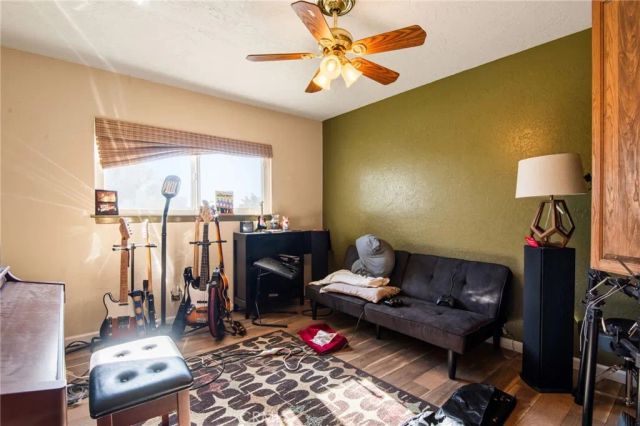 8623 Gobi Road, Phelan, CA 92371