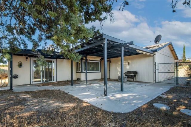 8623 Gobi Road, Phelan, CA 92371
