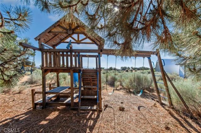 8623 Gobi Road, Phelan, CA 92371