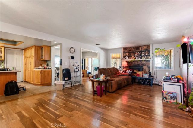 8623 Gobi Road, Phelan, CA 92371