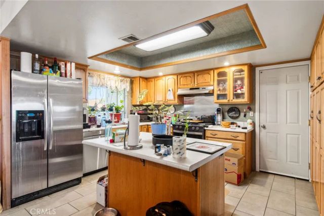 8623 Gobi Road, Phelan, CA 92371