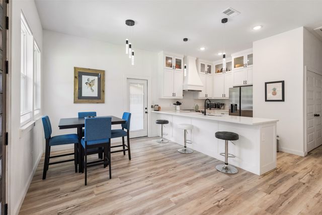 185 Barcelona Street, Payne Springs, TX 75156