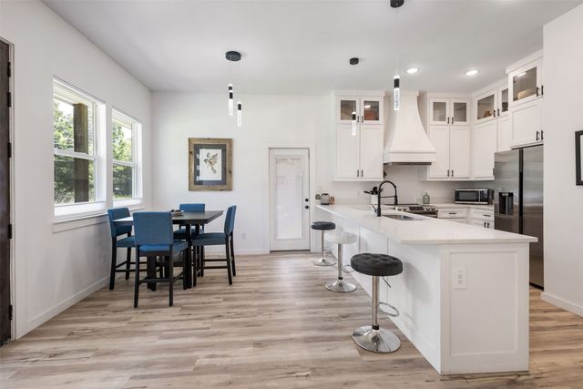 185 Barcelona Street, Payne Springs, TX 75156