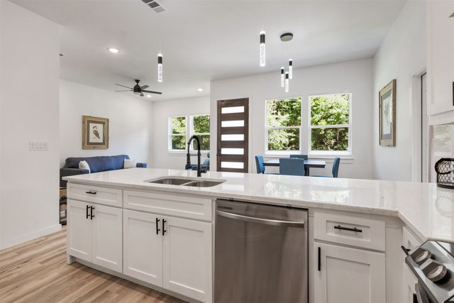 185 Barcelona Street, Payne Springs, TX 75156