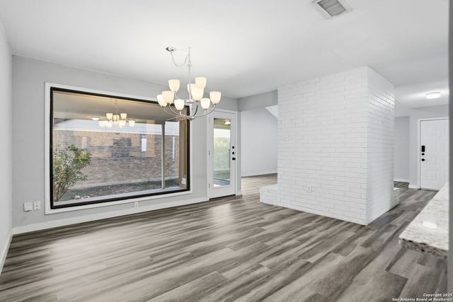 6432 Forest Village, San Antonio, TX 78250