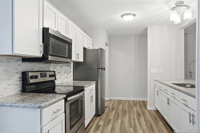 6432 Forest Village, San Antonio, TX 78250