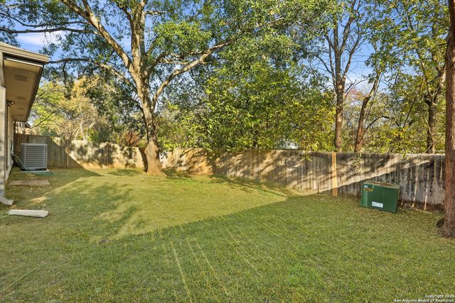 6432 Forest Village, San Antonio, TX 78250