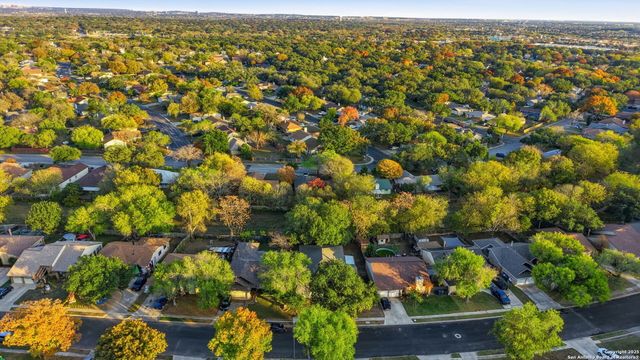 6432 Forest Village, San Antonio, TX 78250