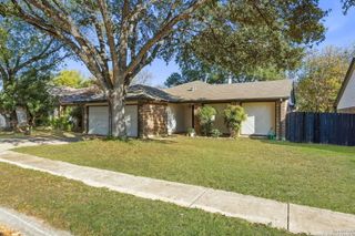 6432 Forest Village, San Antonio, TX 78250