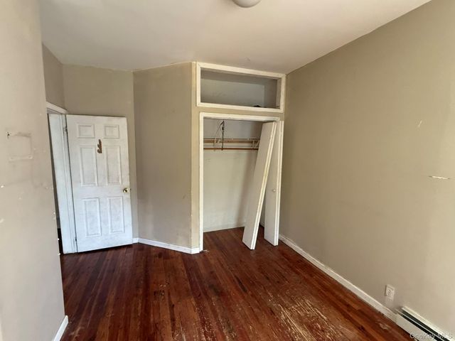 740 E 218th Street, Bronx, NY 10467