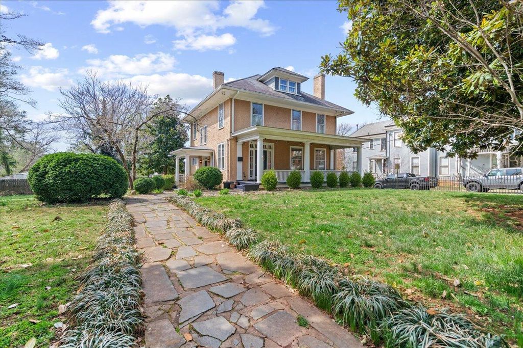 201 Harrison ST, Lynchburg, VA 24504