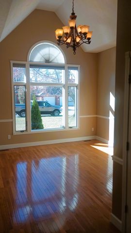 2301 W Camino Alto Street, Springfield, MO 65810