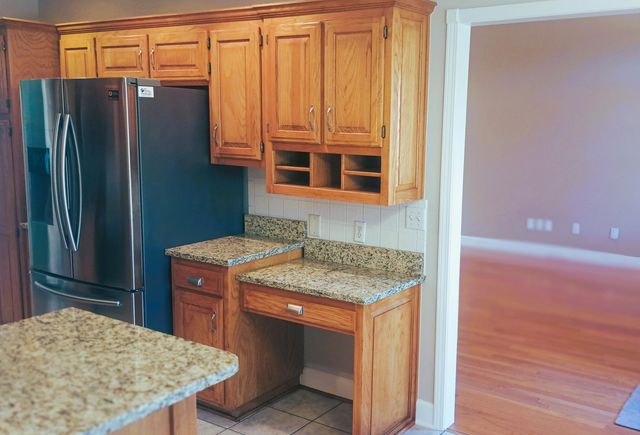 2301 W Camino Alto Street, Springfield, MO 65810