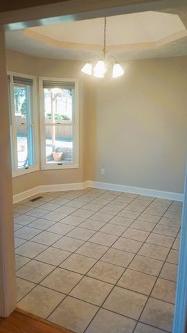 2301 W Camino Alto Street, Springfield, MO 65810