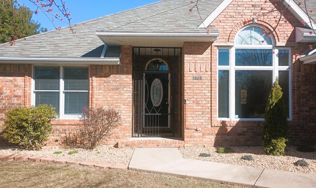 2301 W Camino Alto Street, Springfield, MO 65810