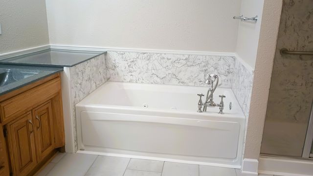 2301 W Camino Alto Street, Springfield, MO 65810