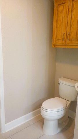 2301 W Camino Alto Street, Springfield, MO 65810