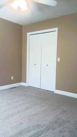 2301 W Camino Alto Street, Springfield, MO 65810