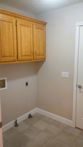 2301 W Camino Alto Street, Springfield, MO 65810