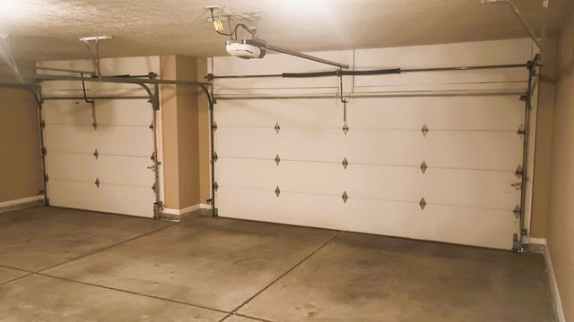 2301 W Camino Alto Street, Springfield, MO 65810