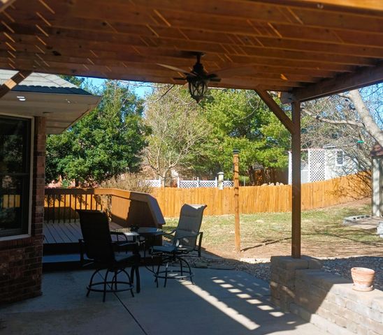 2301 W Camino Alto Street, Springfield, MO 65810