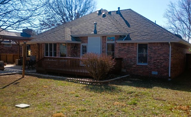 2301 W Camino Alto Street, Springfield, MO 65810