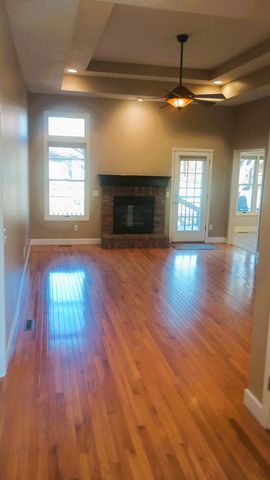 2301 W Camino Alto Street, Springfield, MO 65810