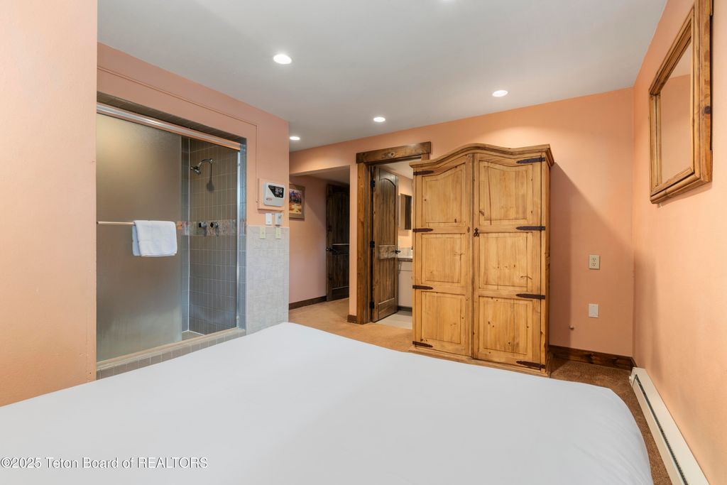 7250 N RACHEL Way 6, Teton Village, WY 83025 photo 21