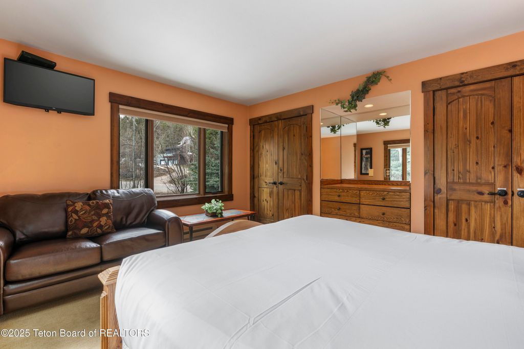 7250 N RACHEL Way 6, Teton Village, WY 83025 photo 32