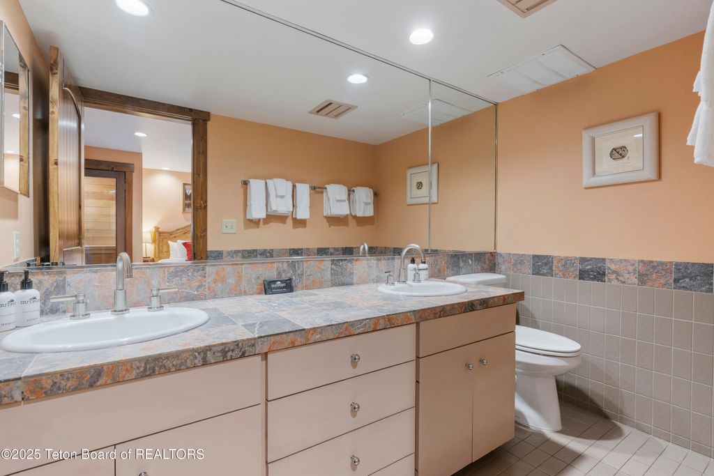 7250 N RACHEL Way 6, Teton Village, WY 83025 photo 35