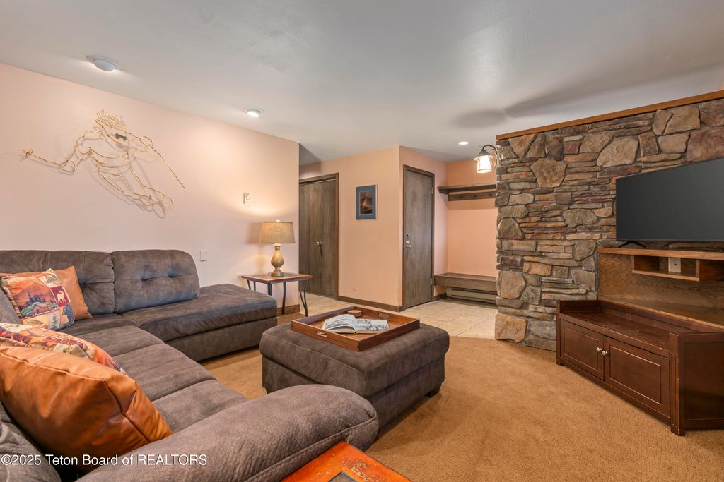 7250 N RACHEL Way 6, Teton Village, WY 83025 photo 38