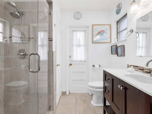 1911 N 53rd Ave, Hollywood, FL 33021