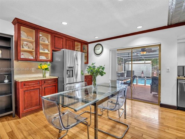 1911 N 53rd Ave, Hollywood, FL 33021