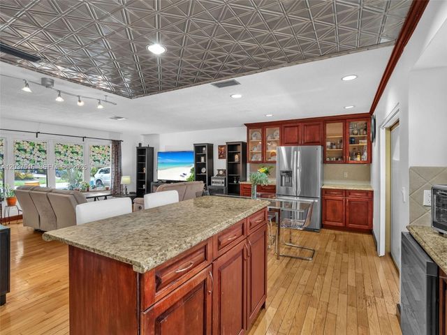 1911 N 53rd Ave, Hollywood, FL 33021