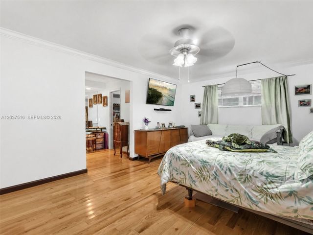 1911 N 53rd Ave, Hollywood, FL 33021