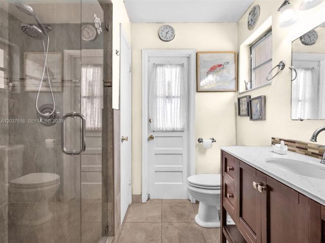 1911 N 53rd Ave, Hollywood, FL 33021