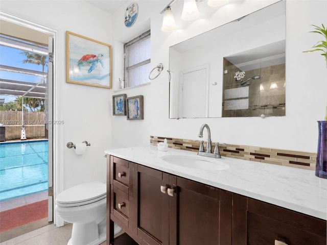1911 N 53rd Ave, Hollywood, FL 33021