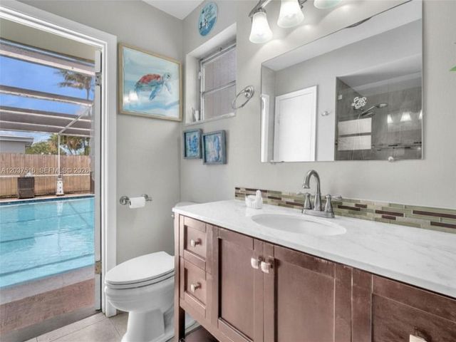 1911 N 53rd Ave, Hollywood, FL 33021