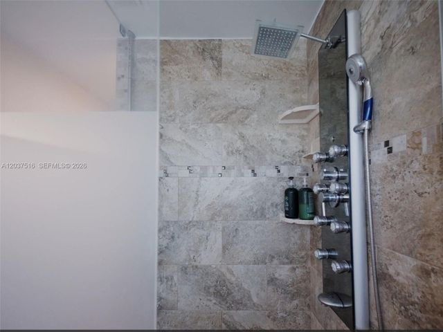 1911 N 53rd Ave, Hollywood, FL 33021