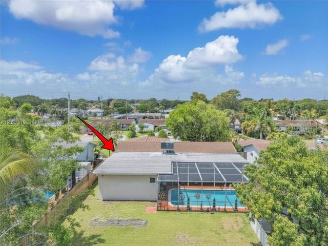 1911 N 53rd Ave, Hollywood, FL 33021
