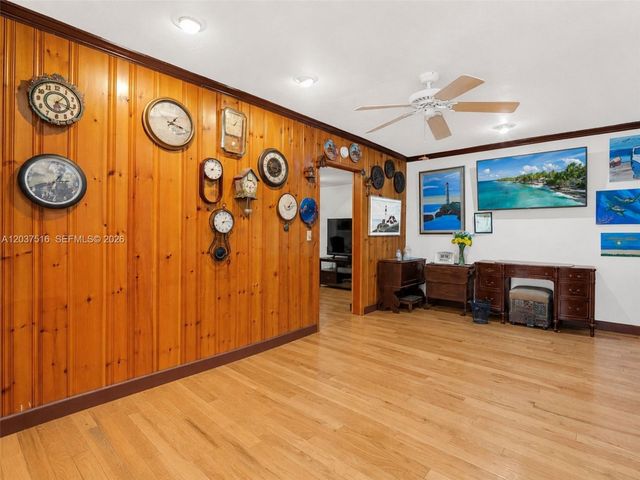 1911 N 53rd Ave, Hollywood, FL 33021