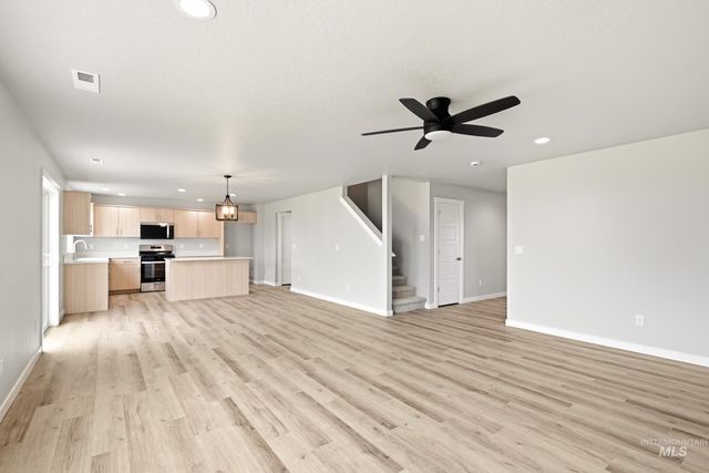 5254 E Open Canyon Dr, Nampa, ID 83687