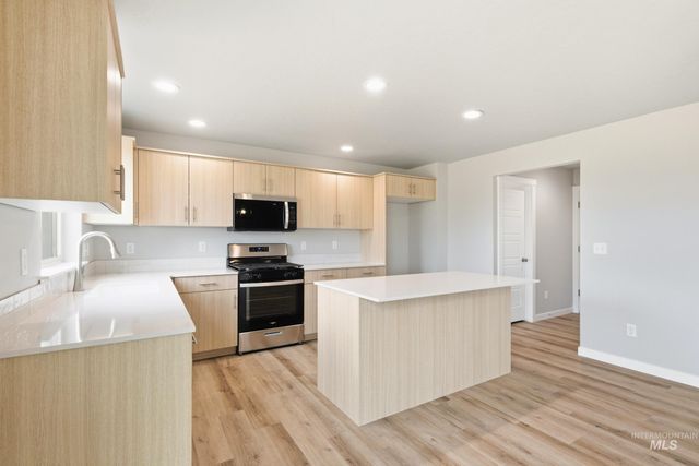 5254 E Open Canyon Dr, Nampa, ID 83687