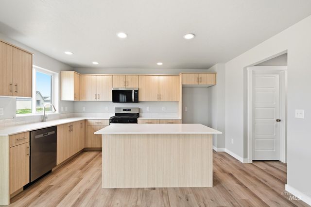 5254 E Open Canyon Dr, Nampa, ID 83687