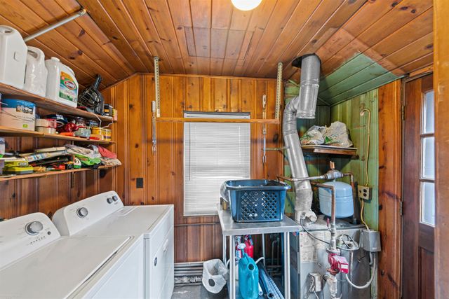 22437 Milner Street, St Clair Shores, MI 48081