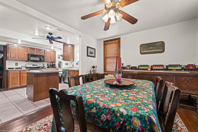 22437 Milner Street, St Clair Shores, MI 48081