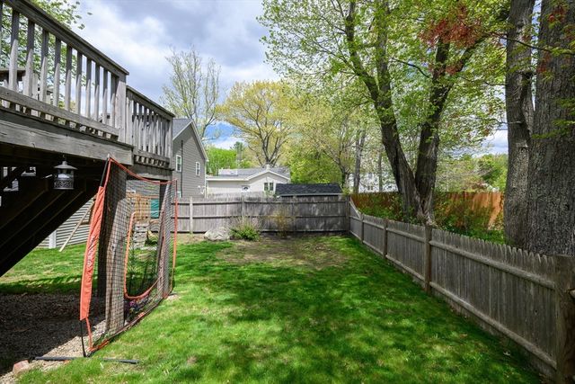 4 Ell Rd, Holbrook, MA 02343