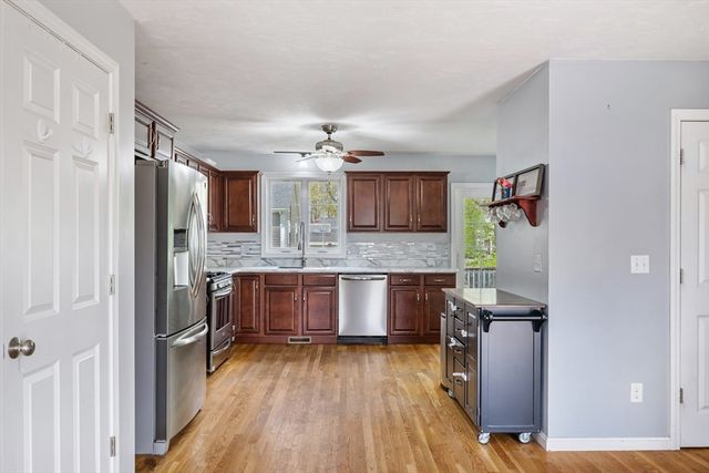 4 Ell Rd, Holbrook, MA 02343